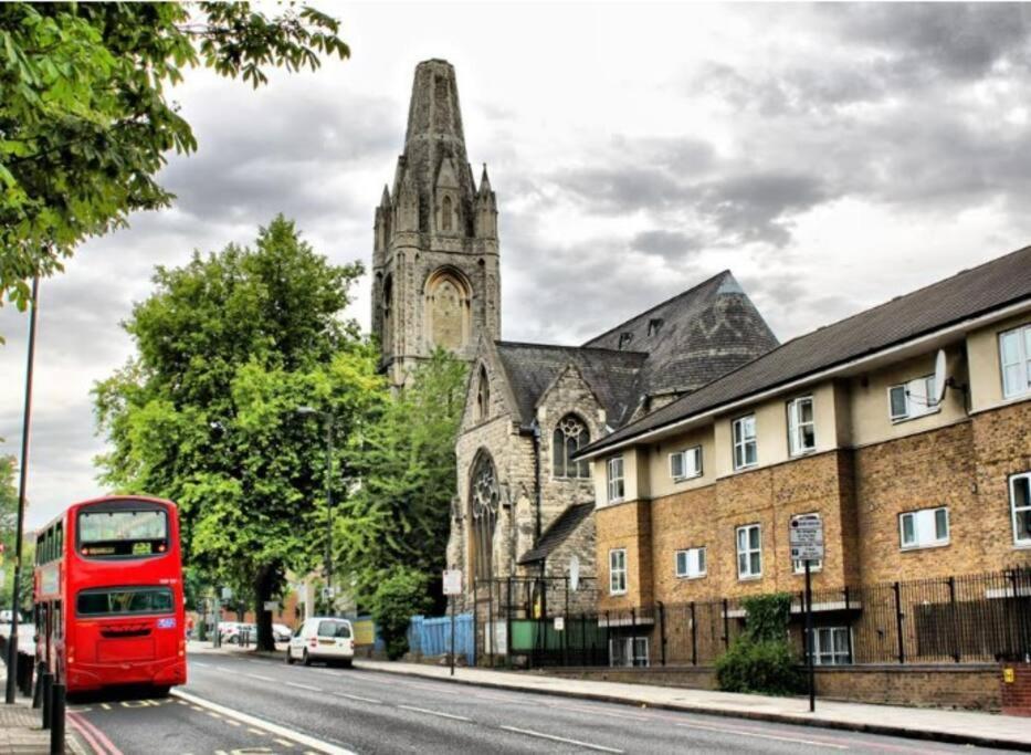 London Double Bedroom Hotel In Tufnell Park With Wifi エクステリア 写真